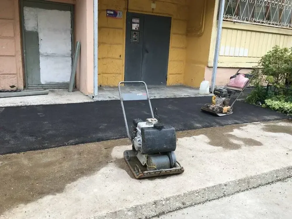 Асфальтирование отмостки